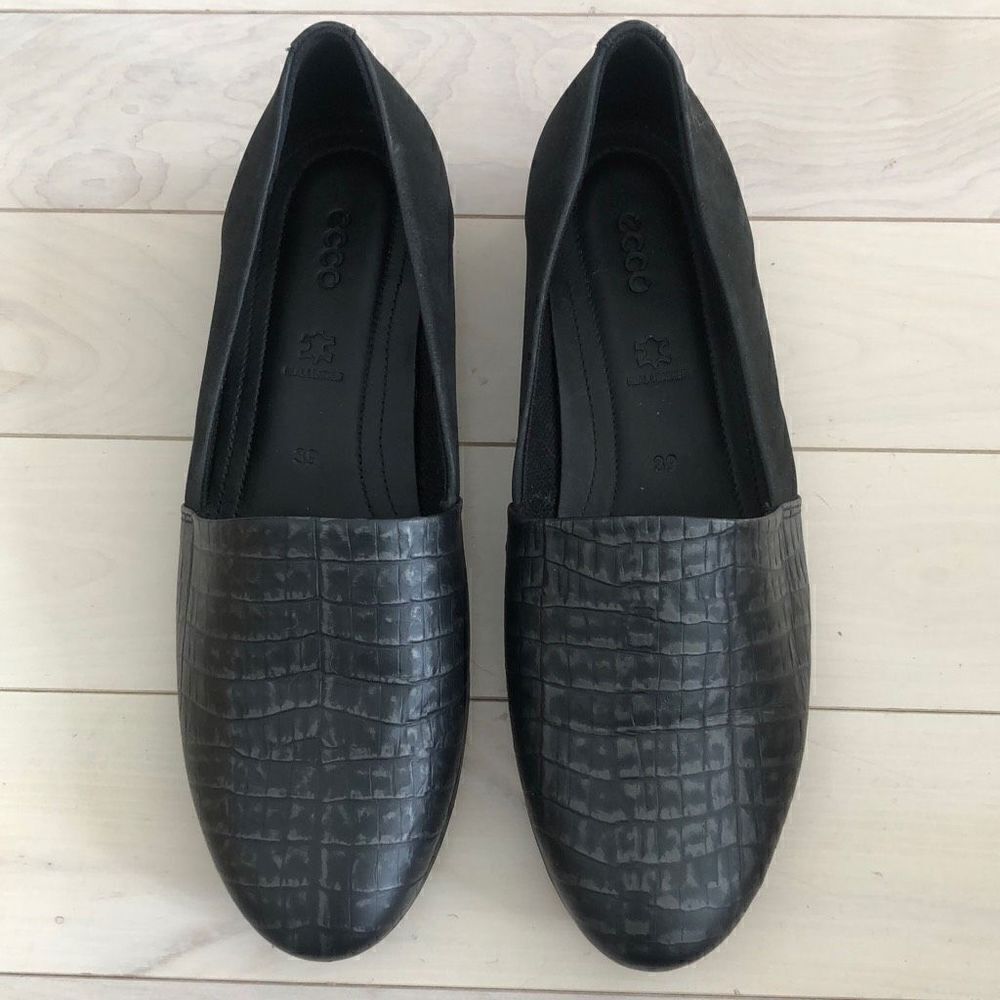 Ecco Touch Ballerina 2.0 Women's Snakeskin Leather Loafer size 8.5/39